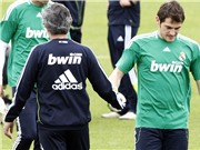 Bóng đá anh, ngoại hạng anh, lịch thi đấu euro 2012, Real Madrid phải chọn, Mourinho hoặc Casillas!